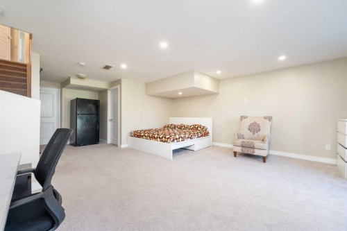 220 Bayside Point Sw, Airdrie, AB - Indoor