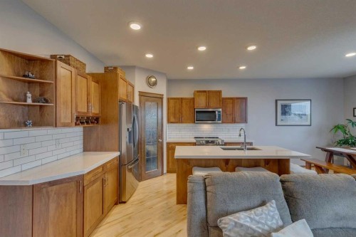 100 Royal Oak Terrace Nw, Calgary, AB - Indoor Photo Showing Kitchen