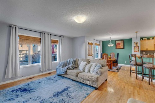 6 Morningside Landing Sw, Airdrie, AB - Indoor Photo Showing Living Room