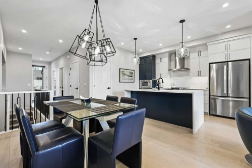 709 Marine Drive Se, Calgary, AB - Indoor Photo Showing Dining Room
