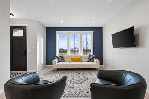 709 Marine Drive Se, Calgary, AB - Indoor Photo Showing Living Room