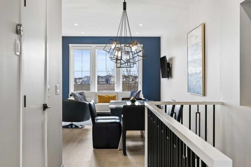 709 Marine Drive Se, Calgary, AB - Indoor Photo Showing Other Room