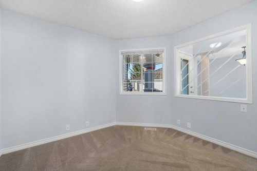 58 Chaparral Close Se, Calgary, AB - Indoor Photo Showing Other Room