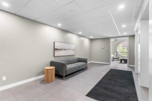 #217-140 Mahogany Street Se, Calgary, AB - Indoor Photo Showing Other Room