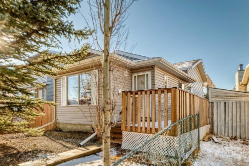 27 Martinview Crescent Ne, Calgary, AB - Outdoor With Deck Patio Veranda