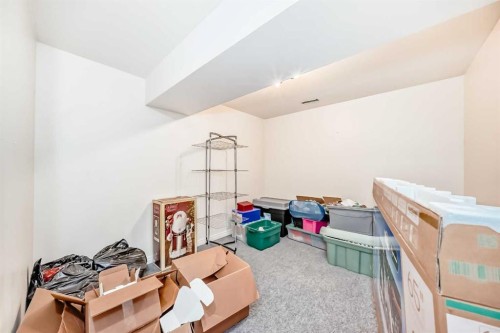27 Martinview Crescent Ne, Calgary, AB - Indoor
