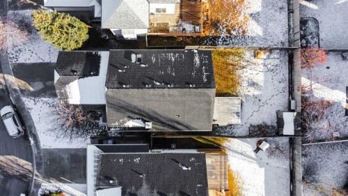 49 Somerside Close Sw, Calgary, AB - Outdoor