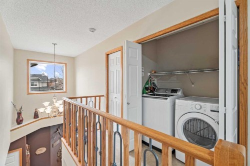 51 Westfall Crescent, Okotoks, AB - Indoor Photo Showing Laundry Room