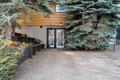 7 Creston Crescent Nw, Calgary, AB - Outdoor