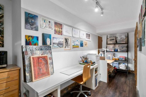 7 Creston Crescent Nw, Calgary, AB - Indoor Photo Showing Office