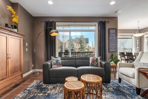 227 Tuscany Glen Park Nw, Calgary, AB - Indoor Photo Showing Living Room