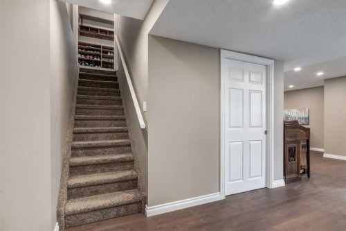 227 Tuscany Glen Park Nw, Calgary, AB - Indoor Photo Showing Other Room