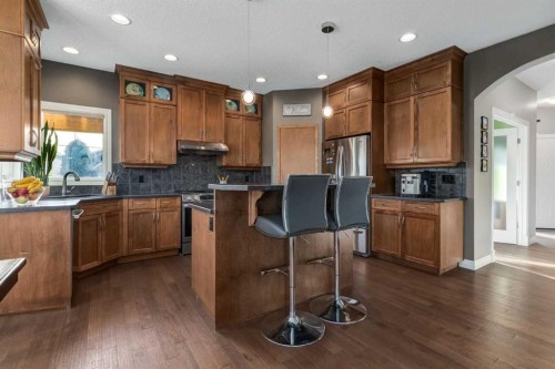 227 Tuscany Glen Park Nw, Calgary, AB - Indoor Photo Showing Kitchen