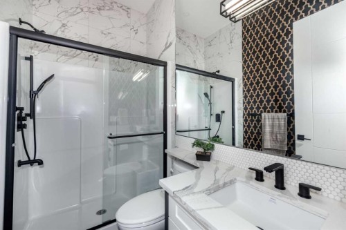 66 Waterford Road, Chestermere, AB - Indoor Photo Showing Bathroom