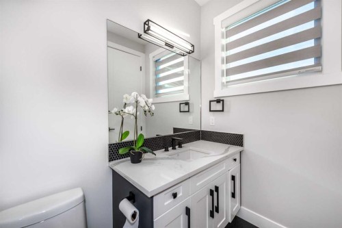 66 Waterford Road, Chestermere, AB - Indoor Photo Showing Bathroom