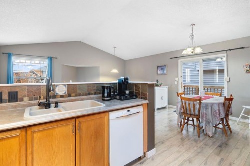 204 Hidden Spring Green Nw, Calgary, AB - Indoor