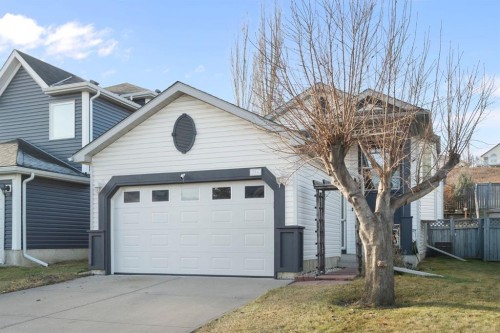 204 Hidden Spring Green Nw, Calgary, AB - Outdoor