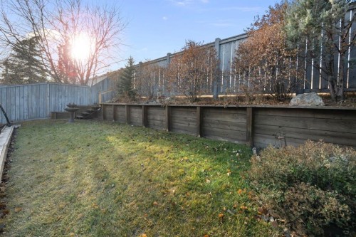 204 Hidden Spring Green Nw, Calgary, AB - Outdoor