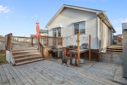 204 Hidden Spring Green Nw, Calgary, AB - Outdoor With Deck Patio Veranda With Exterior