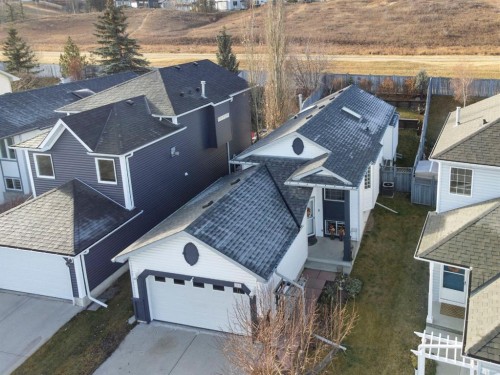 204 Hidden Spring Green Nw, Calgary, AB - Outdoor