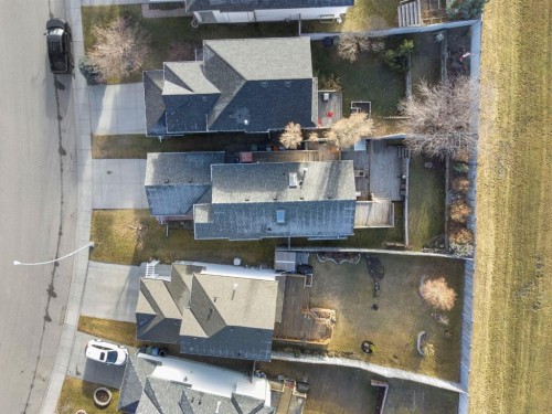 204 Hidden Spring Green Nw, Calgary, AB - Outdoor