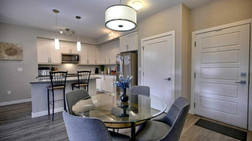 410-150 Auburn Meadows Manor Se, Calgary, AB - Indoor Photo Showing Dining Room