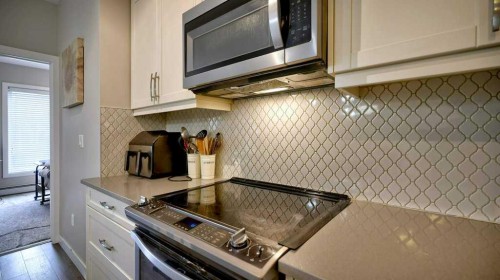 410-150 Auburn Meadows Manor Se, Calgary, AB - Indoor Photo Showing Kitchen