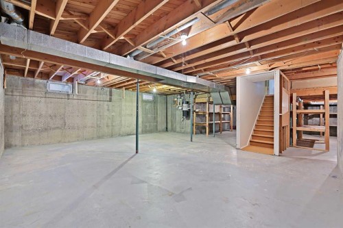 27 Sunmount Crescent Se, Calgary, AB - Indoor Photo Showing Basement