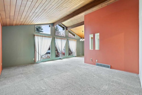 27 Sunmount Crescent Se, Calgary, AB - Outdoor With Exterior