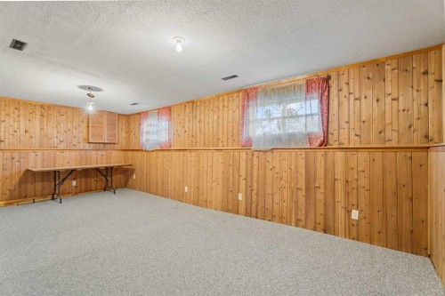 24 Martindale Boulevard Ne, Calgary, AB - Indoor Photo Showing Other Room