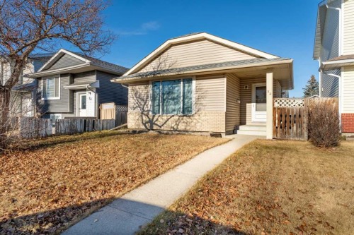 24 Martindale Boulevard Ne, Calgary, AB - Outdoor