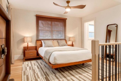 1912 11 Street Sw, Calgary, AB - Indoor Photo Showing Bedroom