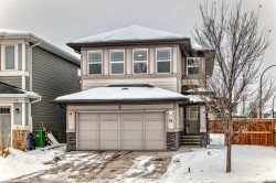 34 Cranbrook Hill SE Calgary, AB T3M 2K8
