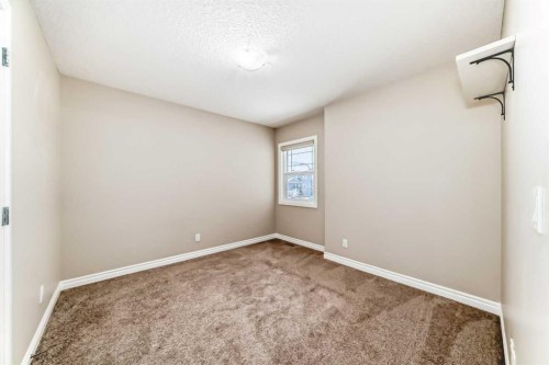 34 Cranbrook Hill Se, Calgary, AB - Indoor Photo Showing Other Room