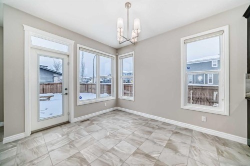 34 Cranbrook Hill Se, Calgary, AB - Indoor Photo Showing Other Room