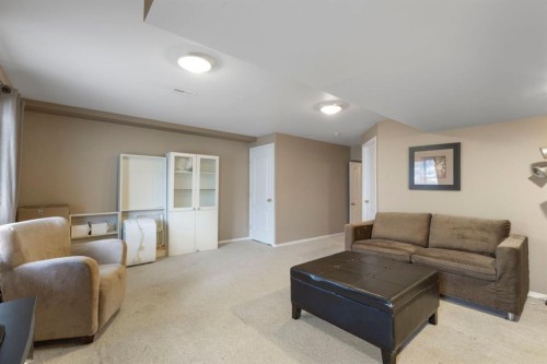 120 Douglas Glen Park Se, Calgary, AB - Indoor
