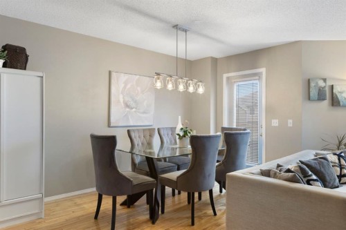 120 Douglas Glen Park Se, Calgary, AB - Indoor Photo Showing Dining Room