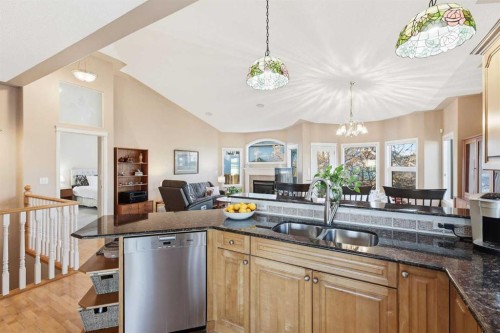 98 Mt Alberta Manor Se, Calgary, AB - Indoor Photo Showing Kitchen With Double Sink
