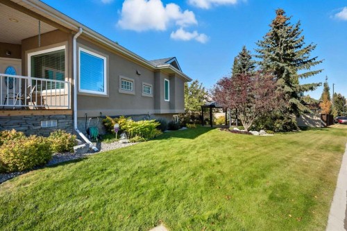 98 Mt Alberta Manor Se, Calgary, AB - Outdoor With Deck Patio Veranda