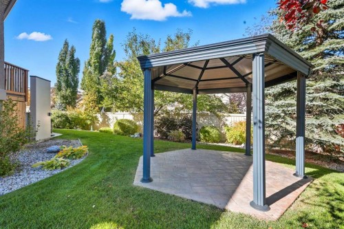 98 Mt Alberta Manor Se, Calgary, AB - Outdoor