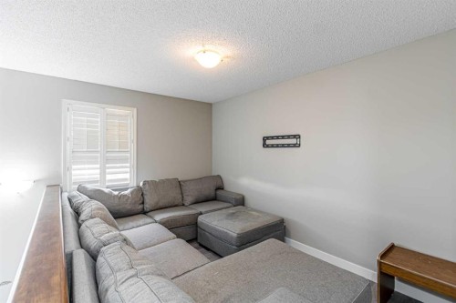 183 West Creek Landing, Chestermere, AB - Indoor Photo Showing Living Room