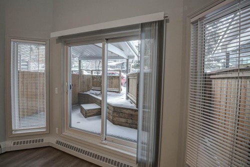 104-1720 13 Street Sw, Calgary, AB - Indoor Photo Showing Other Room