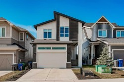 28 Willow Street  Cochrane, AB T4C 2V3