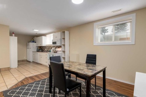 1321 39 Street Se, Calgary, AB - Indoor Photo Showing Dining Room