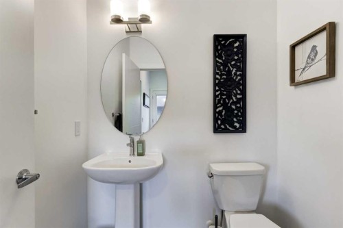570 Legacy Circle Se, Calgary, AB - Indoor Photo Showing Bathroom