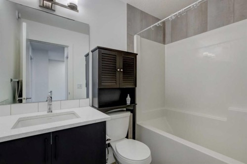 570 Legacy Circle Se, Calgary, AB - Indoor Photo Showing Bathroom