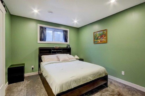 570 Legacy Circle Se, Calgary, AB - Indoor Photo Showing Bedroom
