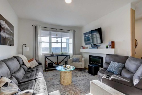 570 Legacy Circle Se, Calgary, AB - Indoor Photo Showing Living Room