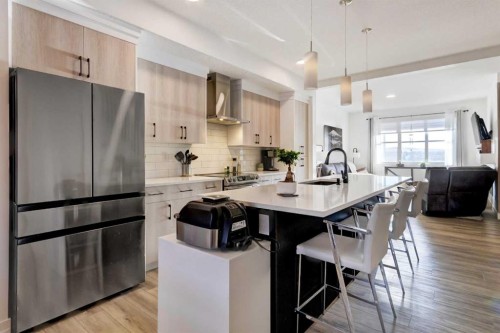 570 Legacy Circle Se, Calgary, AB - Indoor Photo Showing Kitchen With Upgraded Kitchen