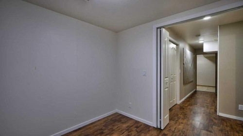 32 Mt Aberdeen Manor Se, Calgary, AB - Indoor Photo Showing Other Room
